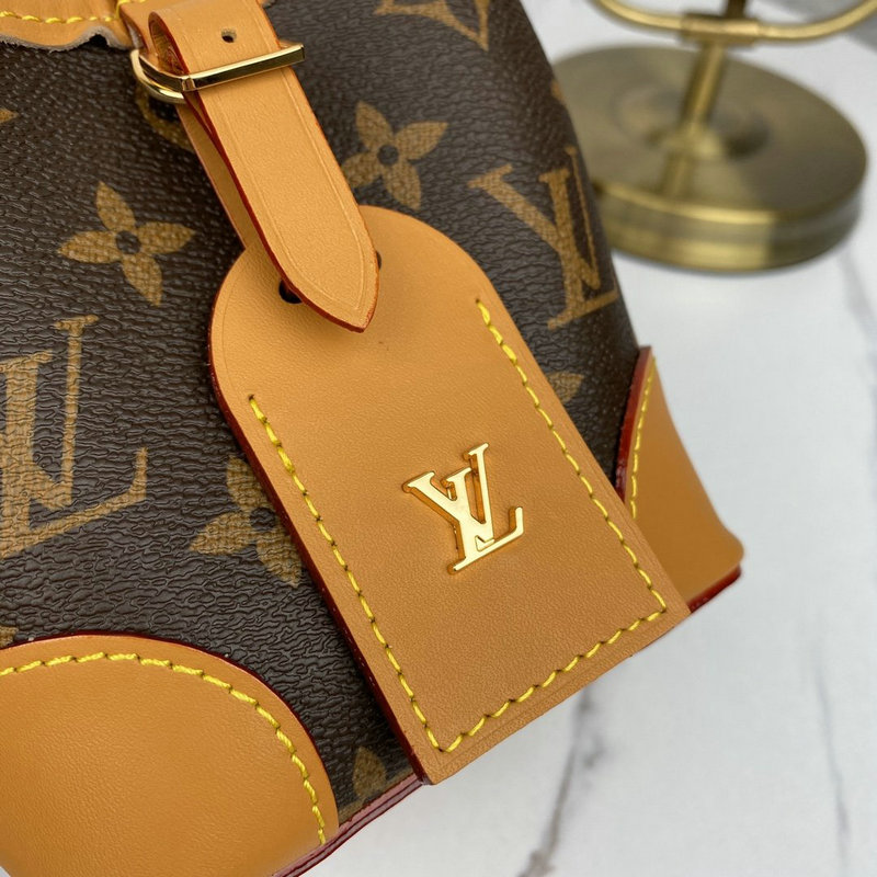 FASH LOUIS VUITTON Bags 206B570002