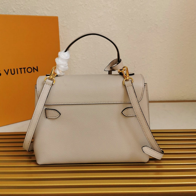 FASH LOUIS VUITTON Bags 206B570008