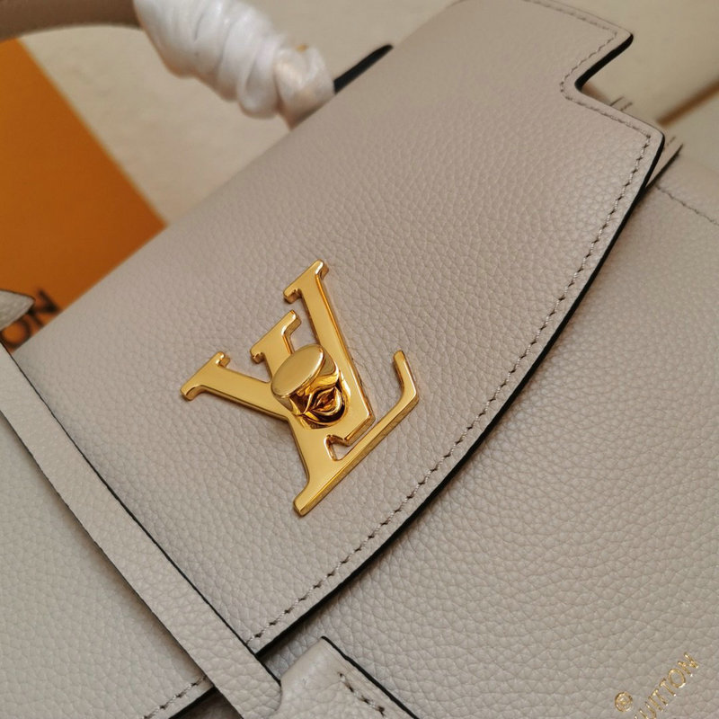 FASH LOUIS VUITTON Bags 206B570008