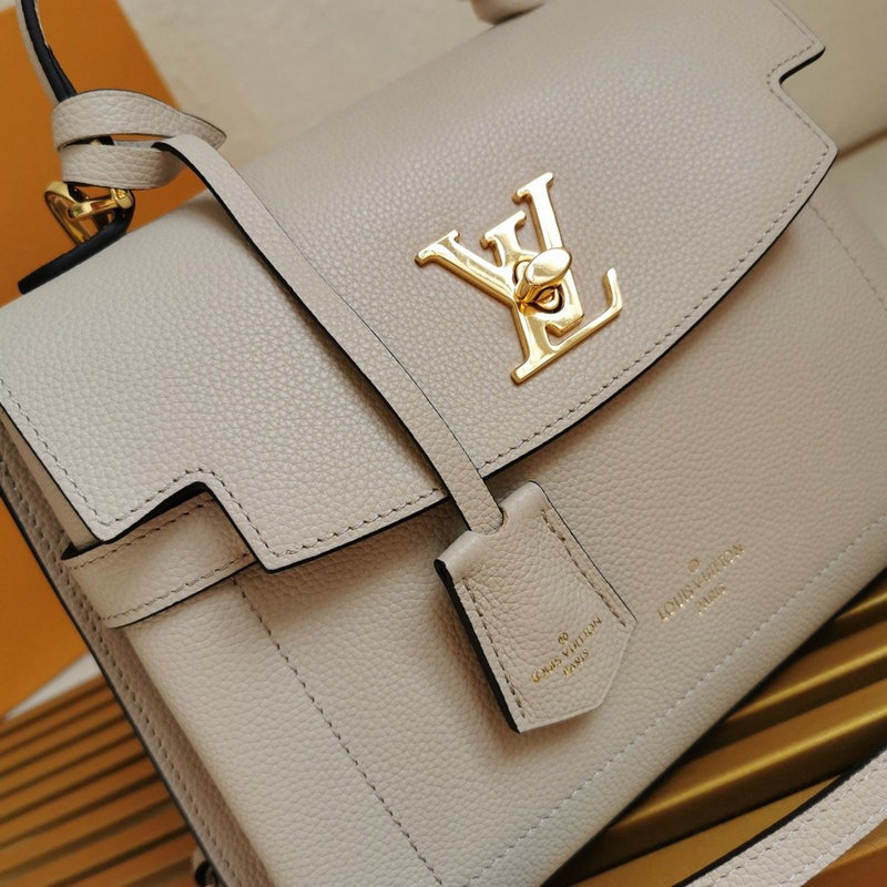 FASH LOUIS VUITTON Bags 206B570008