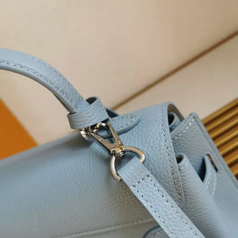 LV Bags 206B570009