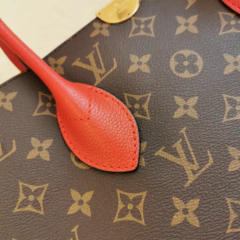 LV Bags 206B570010