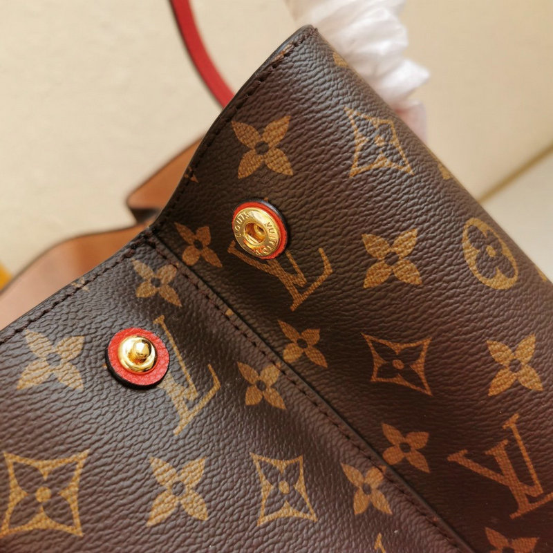 FASH LOUIS VUITTON Bags 206B570010