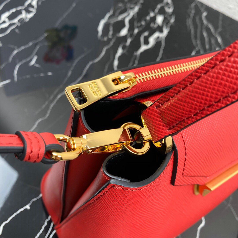 FASH Prada Bags 206B570019