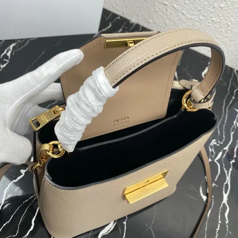 Prada Bags 206B570022