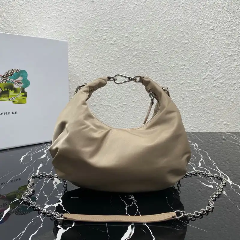 Prada Bags 206B570031