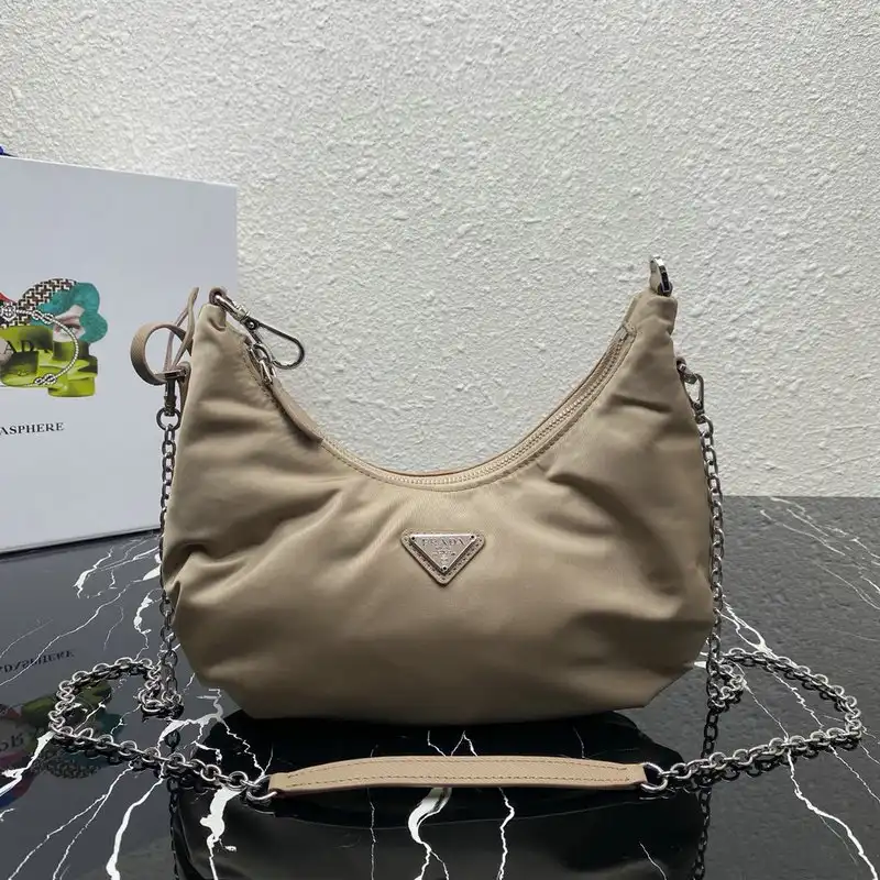 Prada Bags 206B570031