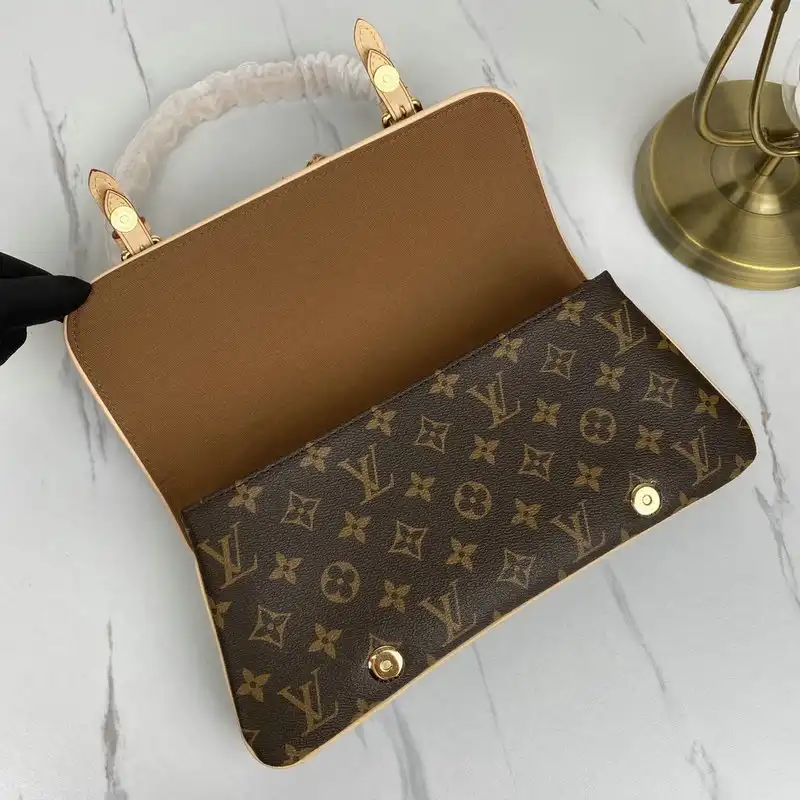 Official FashionRep LV Bags 206B570085