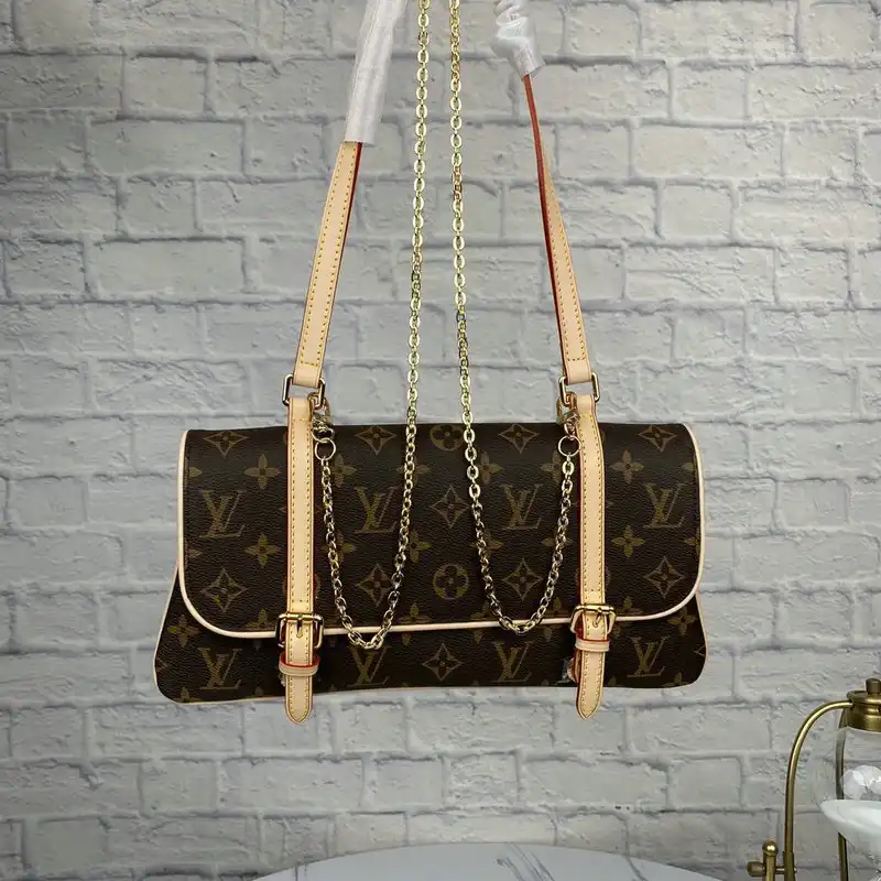 Official FashionRep LV Bags 206B570085