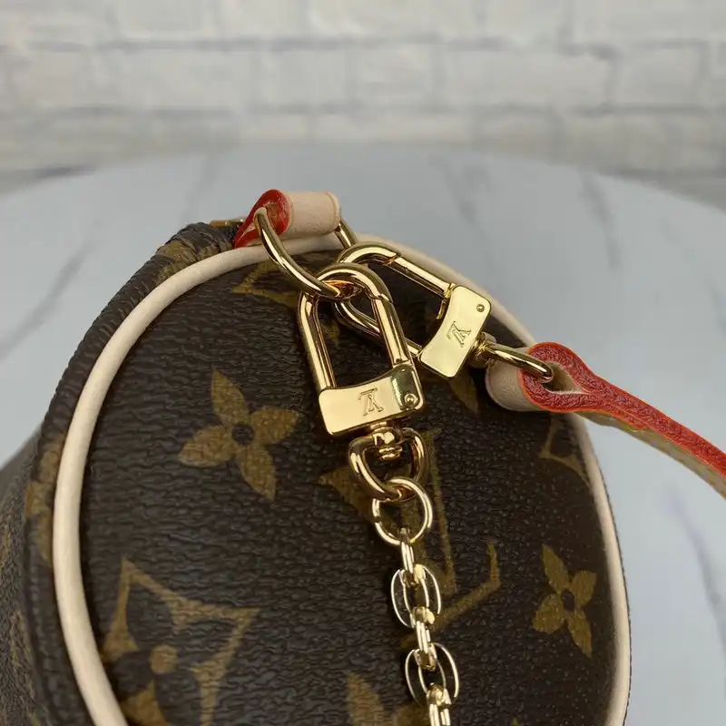 LV Bags 206B570086