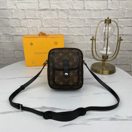 FASH LOUIS VUITTON Bags 206B570089