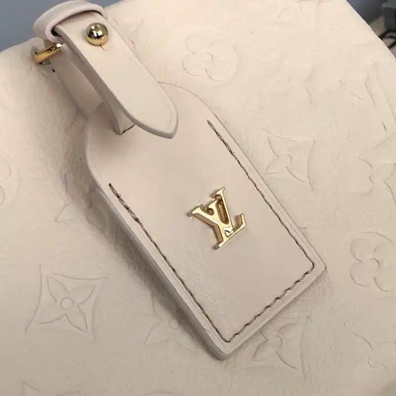 LV Bags 206B570105