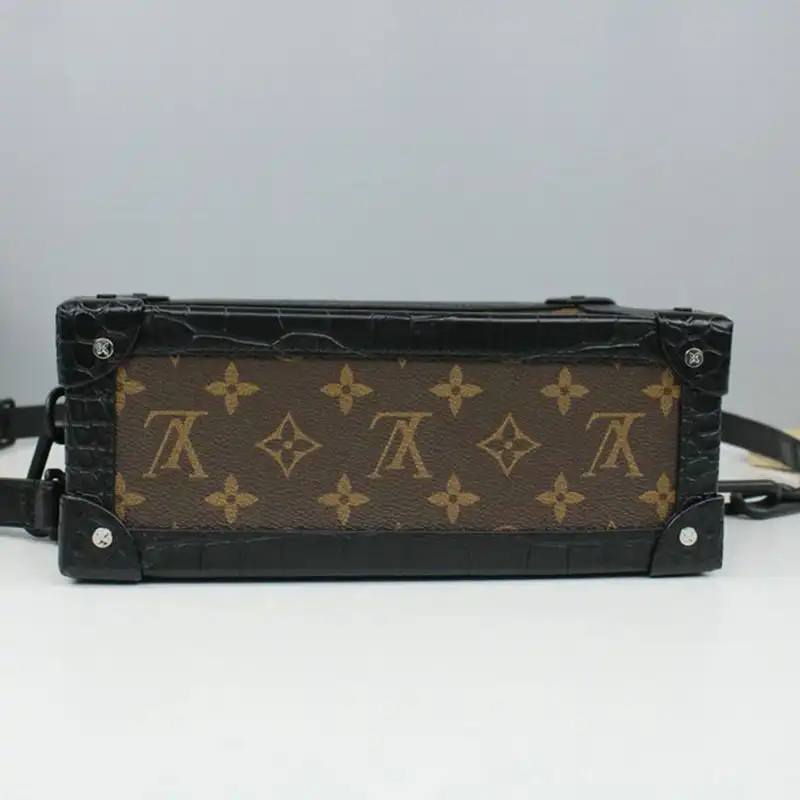 Official FashionRep LV Bags 206B570106