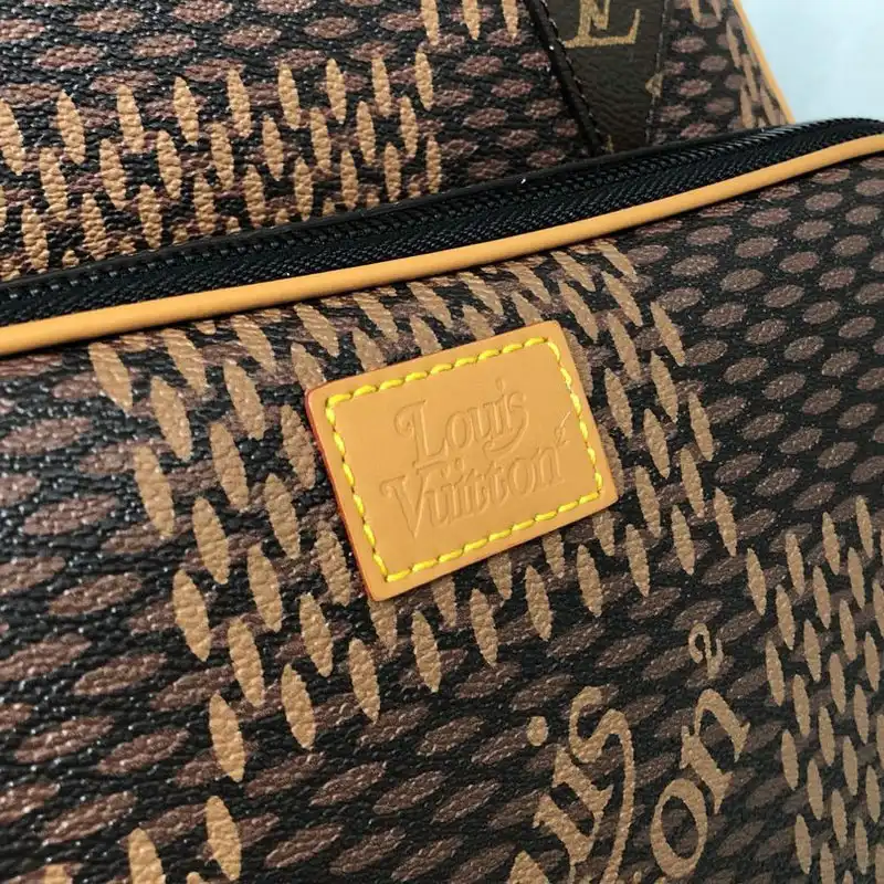 FASH LOUIS VUITTON Bags 206B570107