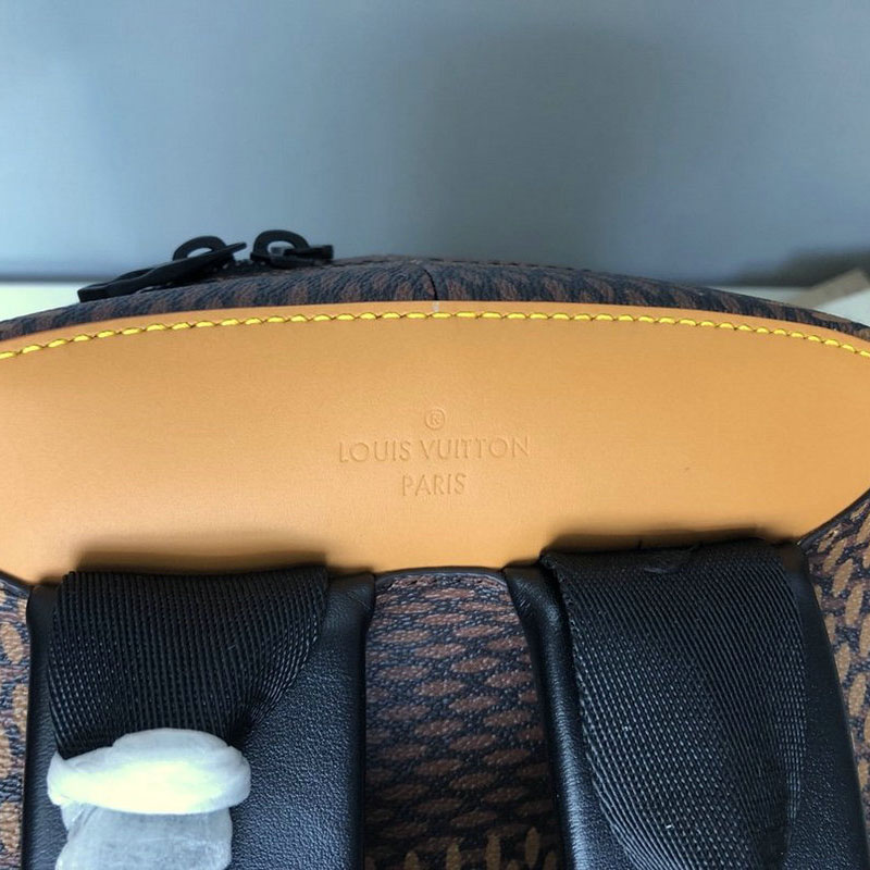 LV Bags 206B570107