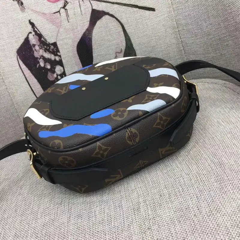 LV Bags 206B570109