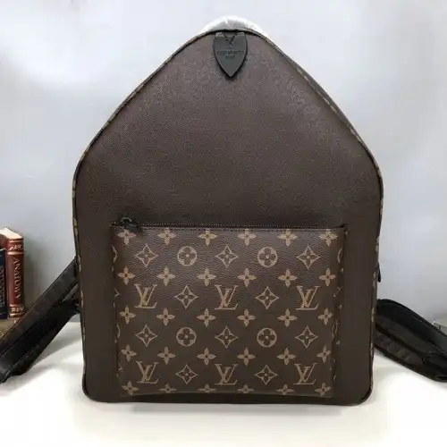 LV Bags 206B570118