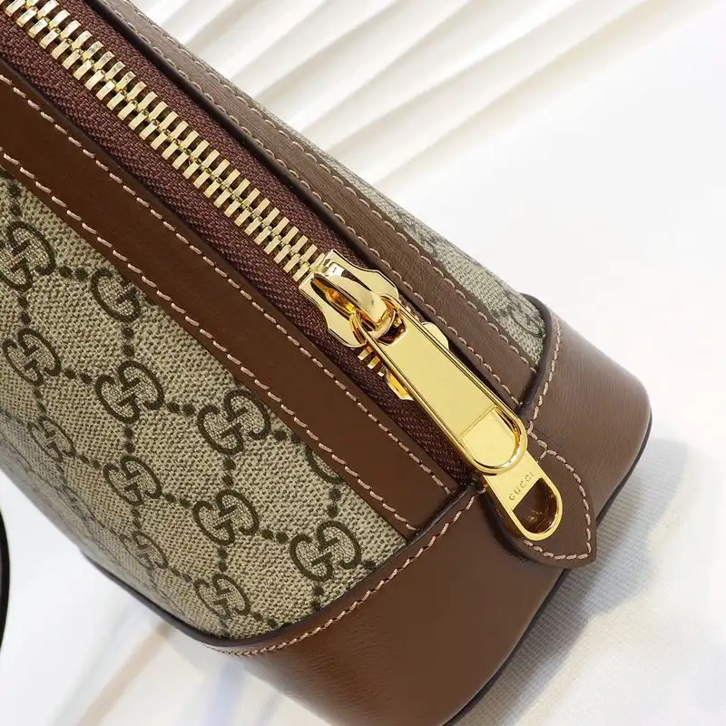 Cheap Gucci Bags 206B570136