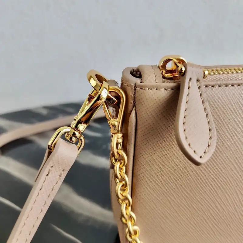 Prada Bags 206FY0040