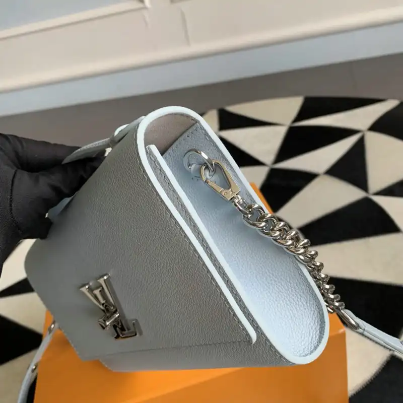 LV Bags 206FY0051