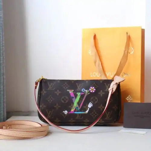 Fashionrep LV Bags 207B570007