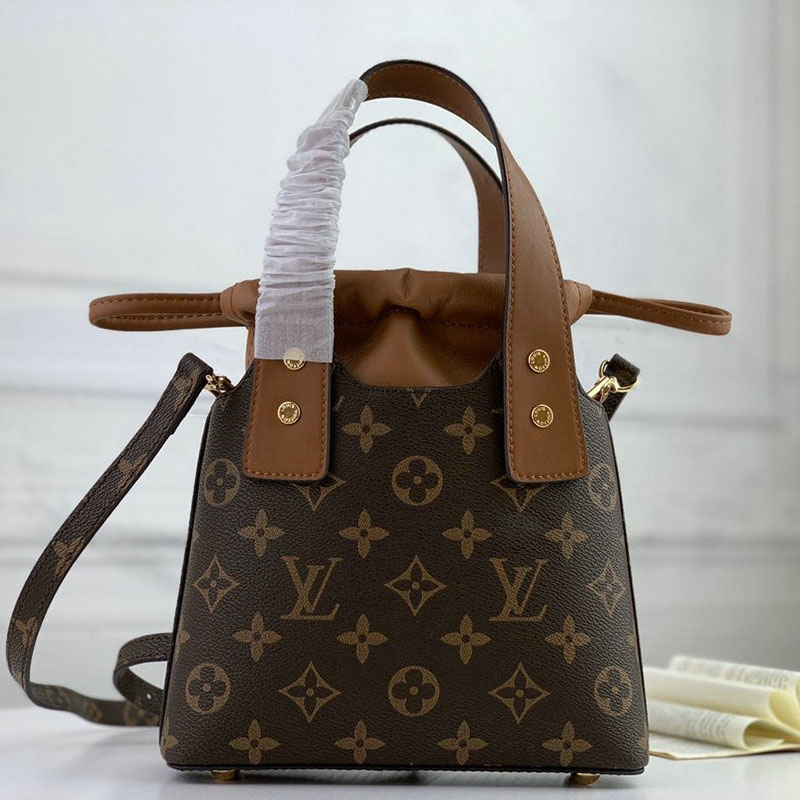 FASH LOUIS VUITTON Bags 207B570011