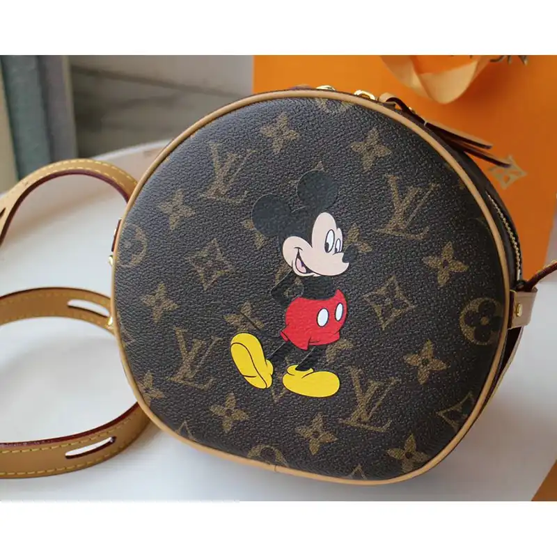 LV Bags 207B570012