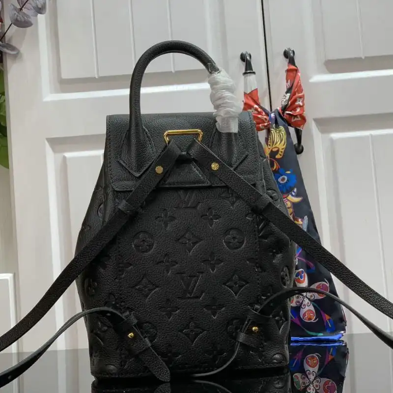 LV Bags 207B570035