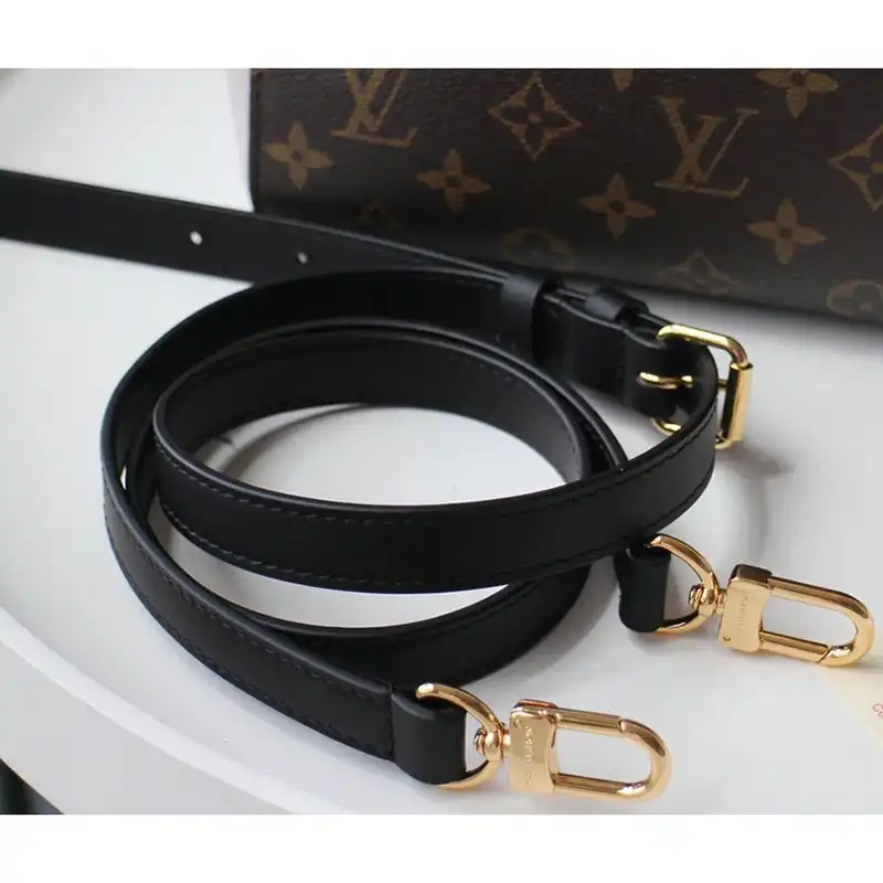 LV Bags 208B570004