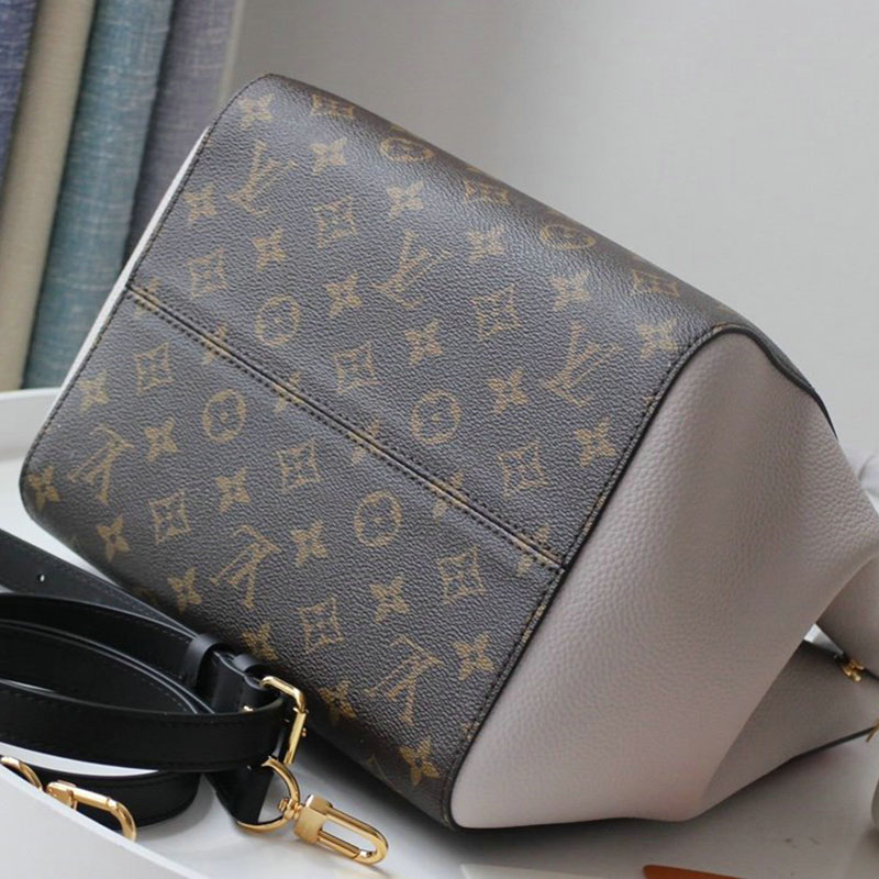 FASH LOUIS VUITTON Bags 208B570004