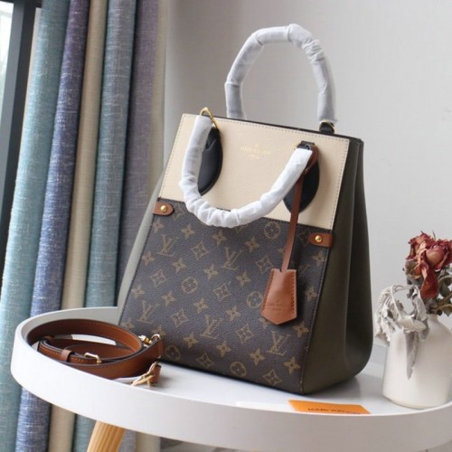 FASH LOUIS VUITTON Bags 208B570006