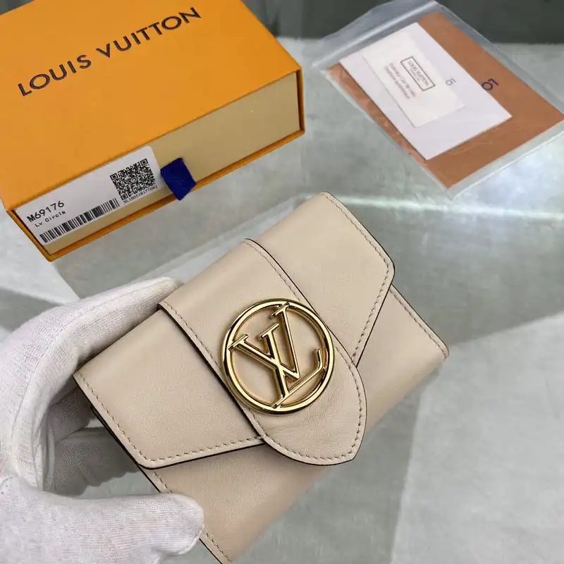 LV Bags 208B570013