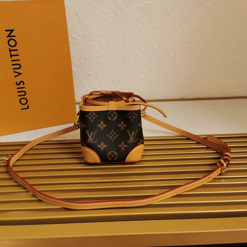 FASH LOUIS VUITTON Bags 208B570017