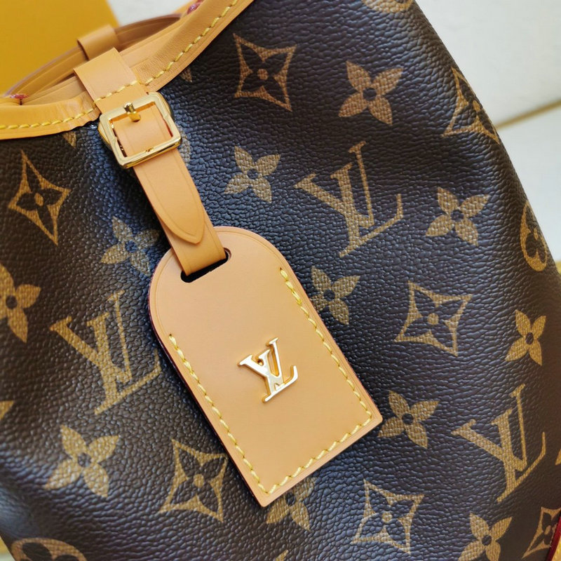 FASH LOUIS VUITTON Bags 208B570018