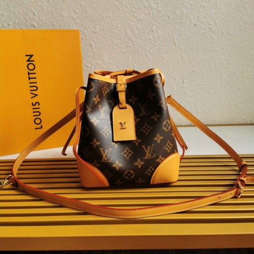 FASH LOUIS VUITTON Bags 208B570018