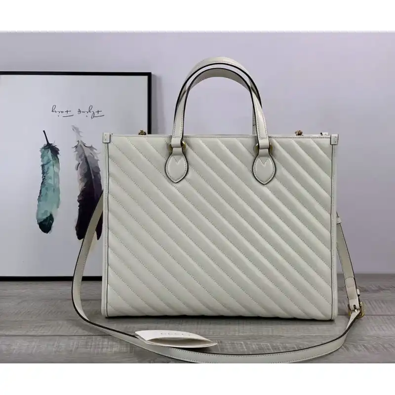 Cheap Gucci Bags 208B570052