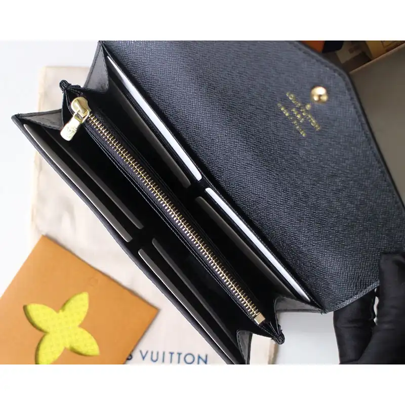 LV Bags 208B570071