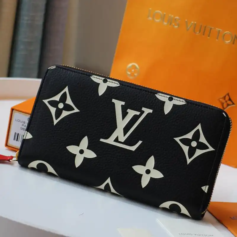 LV Bags 208B570081