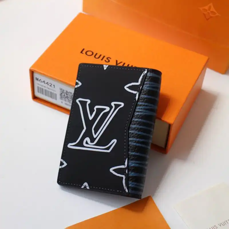 LV Bags 208B570084