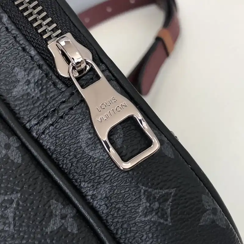 LV Bags 208B570092