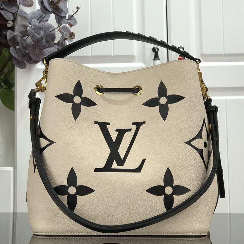 FASH LOUIS VUITTON Bags 208B570102