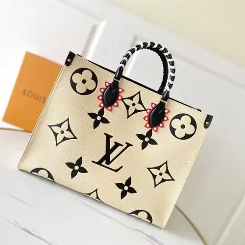 LV Bags 208B570104