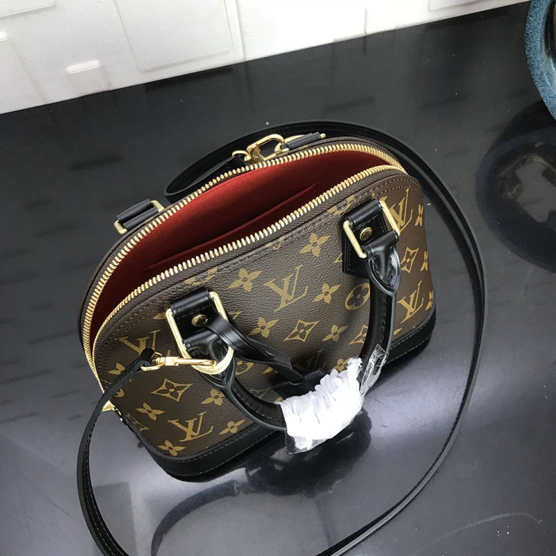 FASH LOUIS VUITTON Bags 208B570113