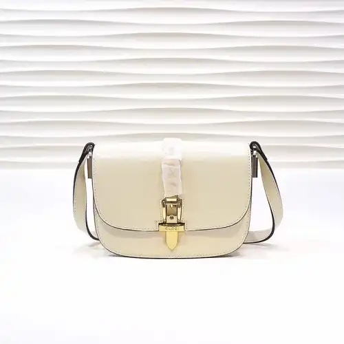 Gucci Bags 208B570146