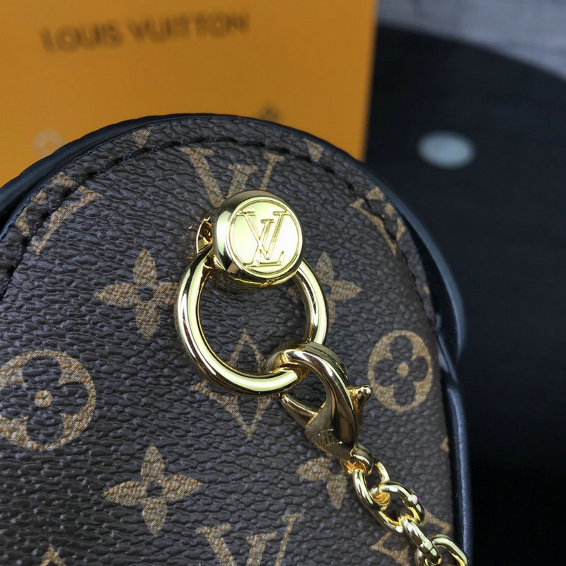 LV Bags 20B570002