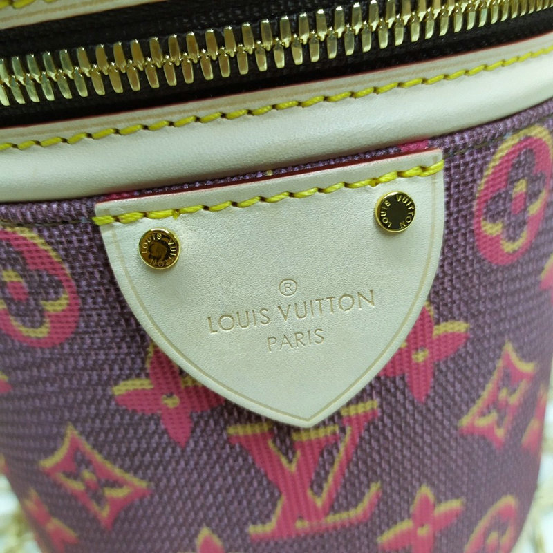 FASH LOUIS VUITTON Bags 20B570009