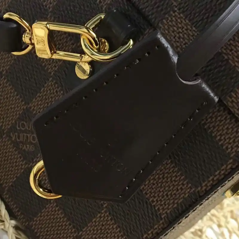 LV Bags 20B570017