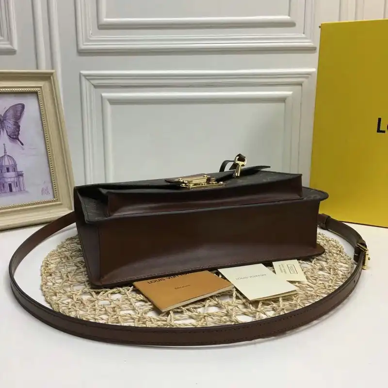 LV Bags 20B570021