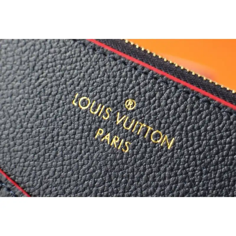 LV Bags 20B570024