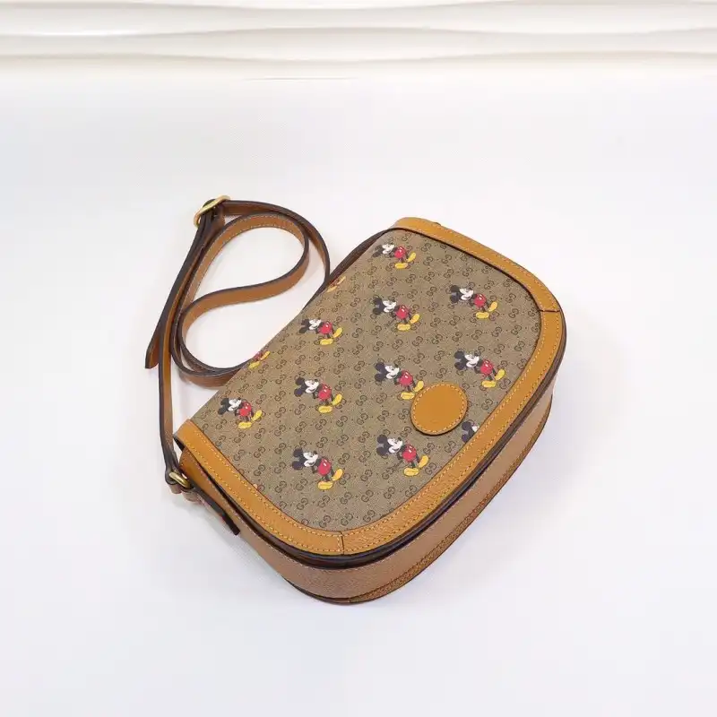 Cheap Gucci Bags 20DJ570043